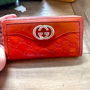 Gucci wallet